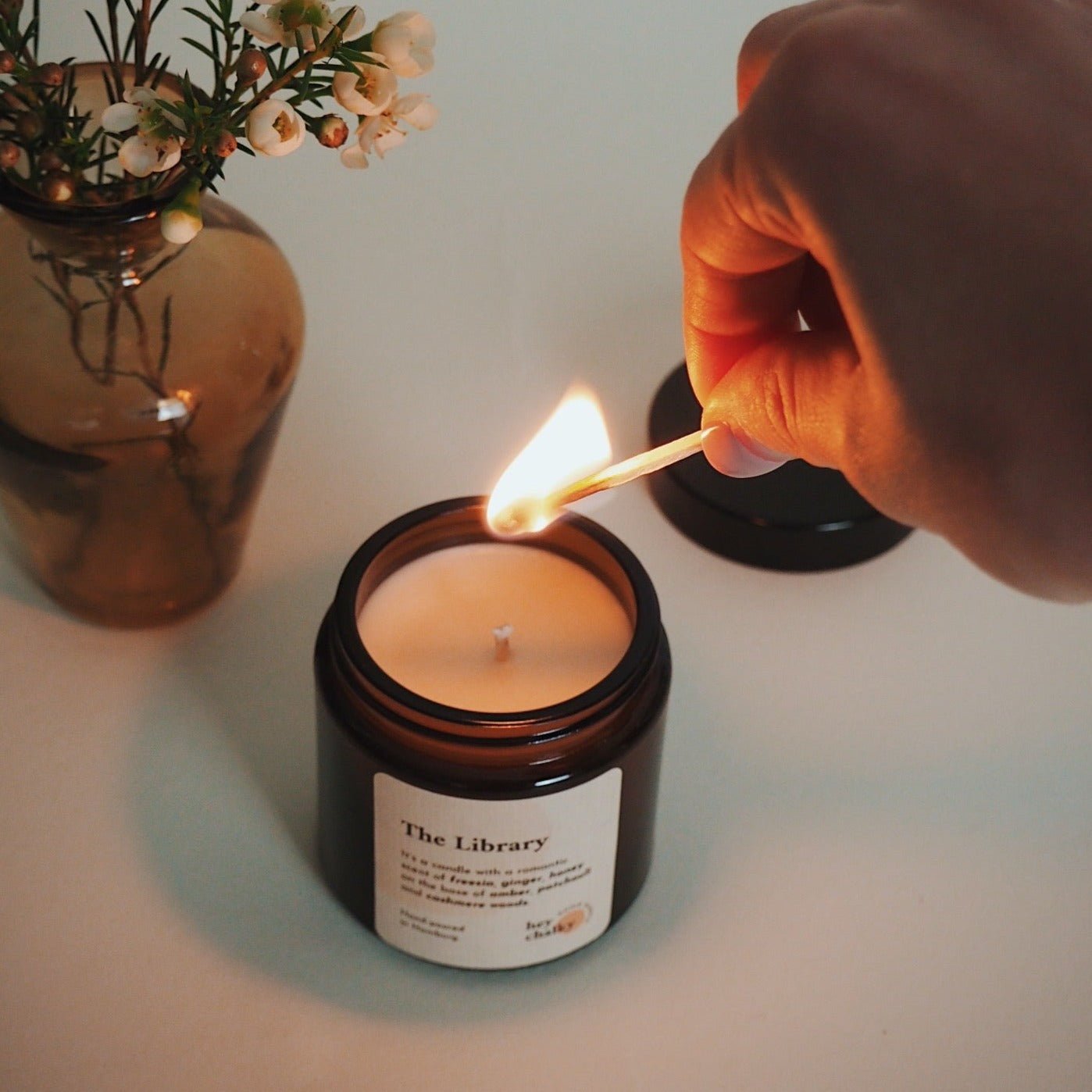Duftkerze „The Library" | Orientalische Noten | Handgemacht | 100g - GlowHaus
